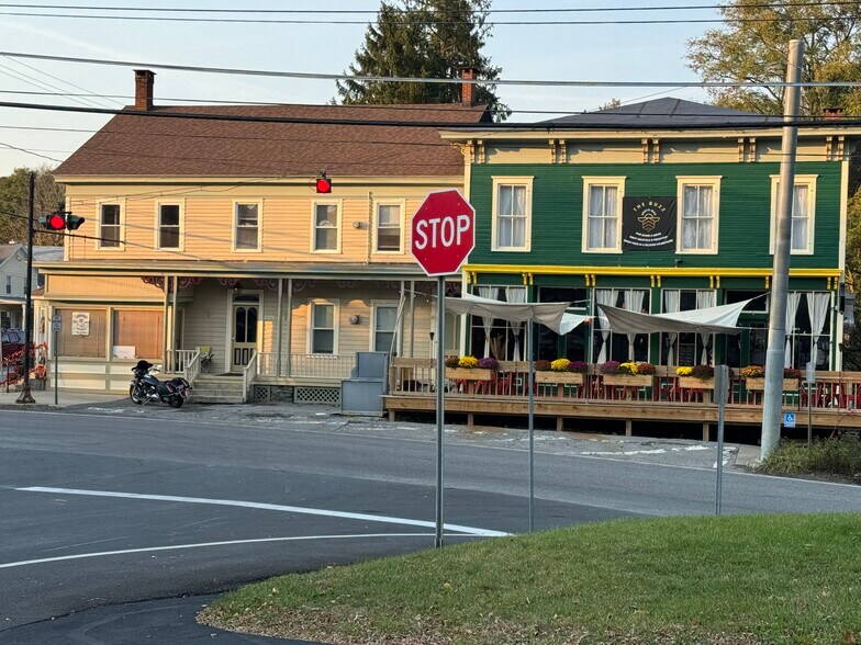 6202-6208 State Highway 28, Fly Creek, NY à vendre - Photo de l’immeuble – Image 3 sur 15