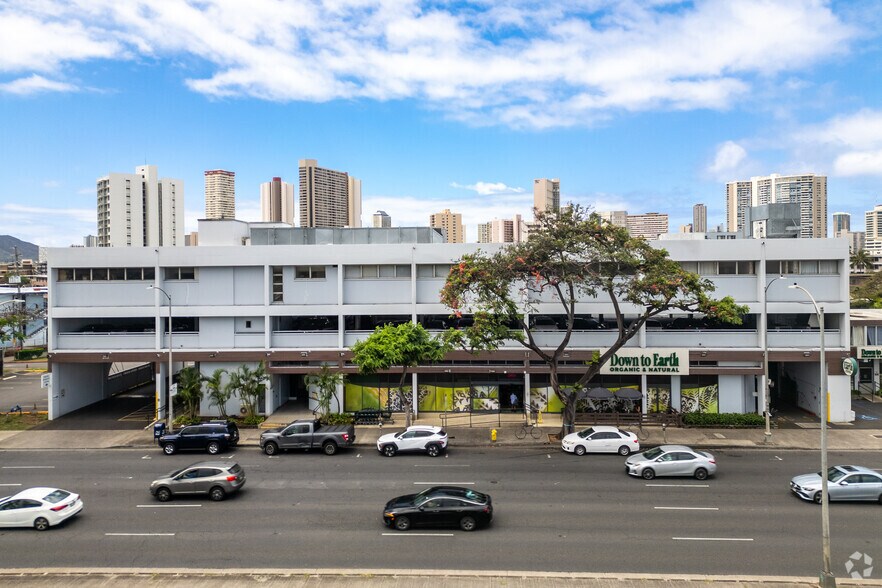 2525 S King St, Honolulu, HI à louer - Photo de l’immeuble – Image 2 sur 6