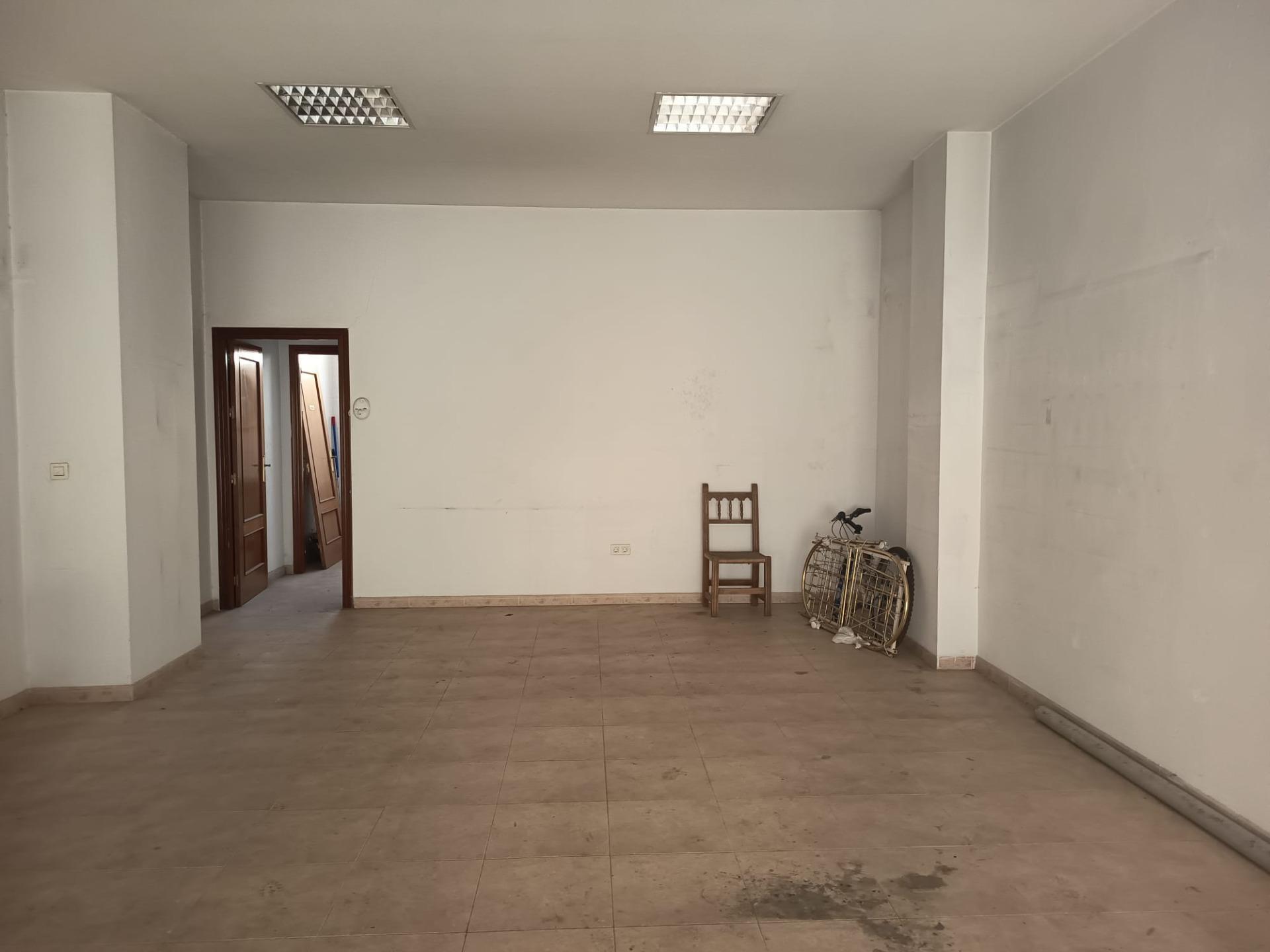 Local commercial dans Córdoba, Córdoba à vendre Photo intérieure– Image 1 sur 9