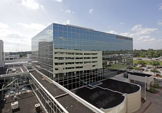 Plus de détails pour 1631 N Loop Fwy W, Houston, TX - Médical à louer