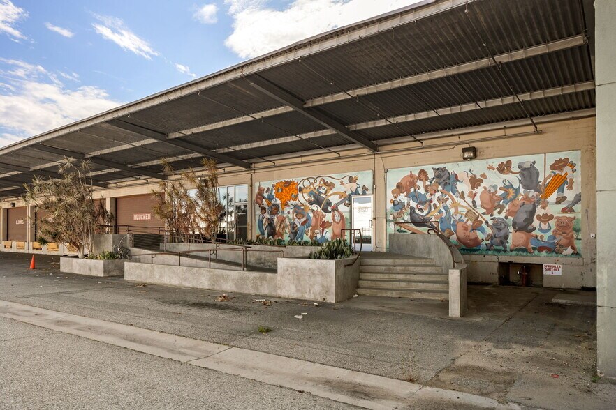 3150 E 46th St, Los Angeles, CA à louer - Photo de l’immeuble – Image 2 sur 42