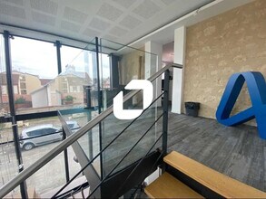 Bureau dans L'Isle-Adam à louer Photo intérieure– Image 1 sur 4