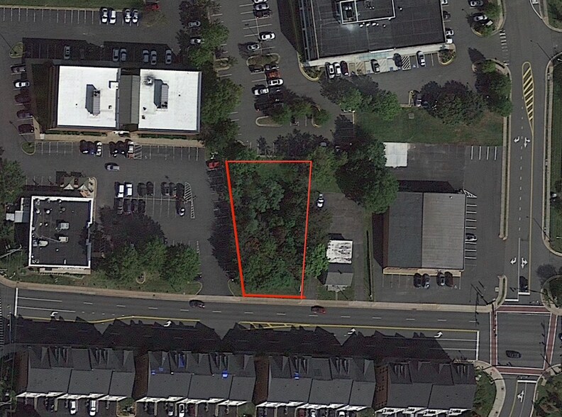 9512 Center St, Manassas, VA à vendre - Photo de l’immeuble – Image 3 sur 3