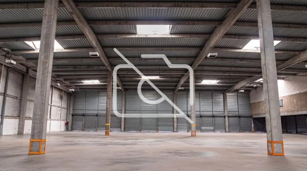 Industriel/Logistique dans Lieusaint à louer - Photo intérieure – Image 2 sur 3