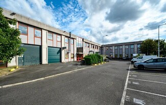 Plus de détails pour 86-114 Avenue Louis Roche, Gennevilliers - Bureau, Local d'activités à louer