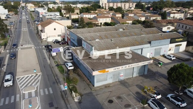Plus de détails pour 36 Avenue Charles De Gaulle, Le Pontet - Local commercial à vendre