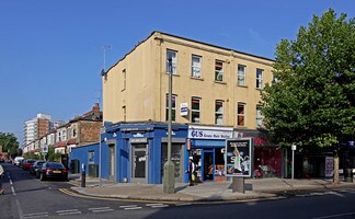 Plus de détails pour 127 High Rd, Londres - Local commercial à louer