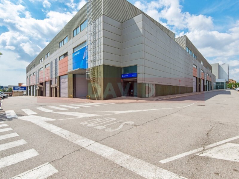 Industriel/Logistique dans Barberà del Vallès, Barcelona à louer Photo intérieure– Image 1 sur 4