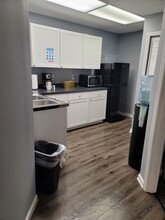 215 E Bay St, Charleston, SC à louer Photo intérieure– Image 1 sur 7