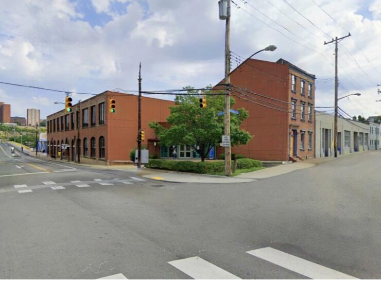 1011 Bingham St, Pittsburgh, PA à vendre - Photo de l’immeuble – Image 3 sur 5