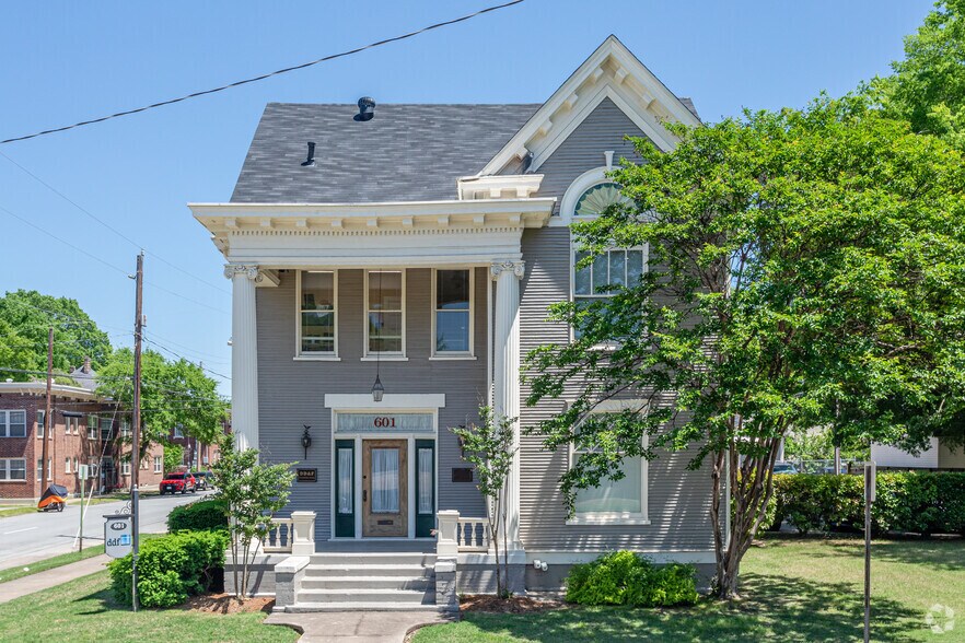 601 Rock St, Little Rock, AR à louer - Photo de l’immeuble – Image 2 sur 12