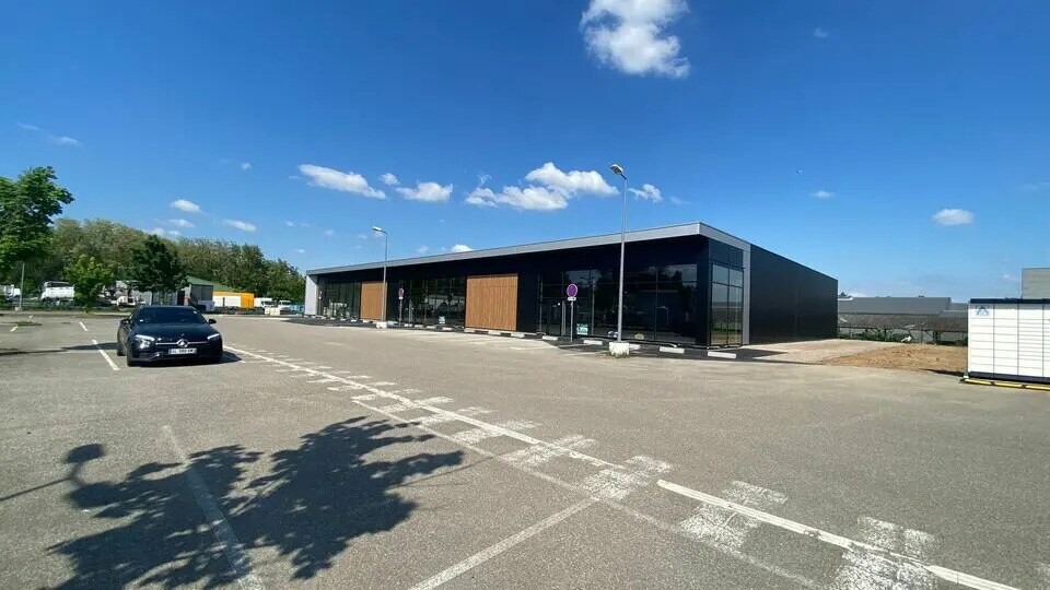 Local commercial dans Bennwihr à louer - Photo de l’immeuble – Image 2 sur 5