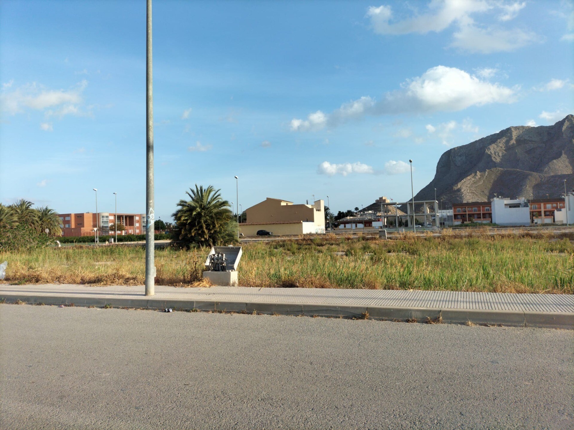 Terrain dans Cox, Alicante à vendre Photo de l’immeuble– Image 1 sur 3