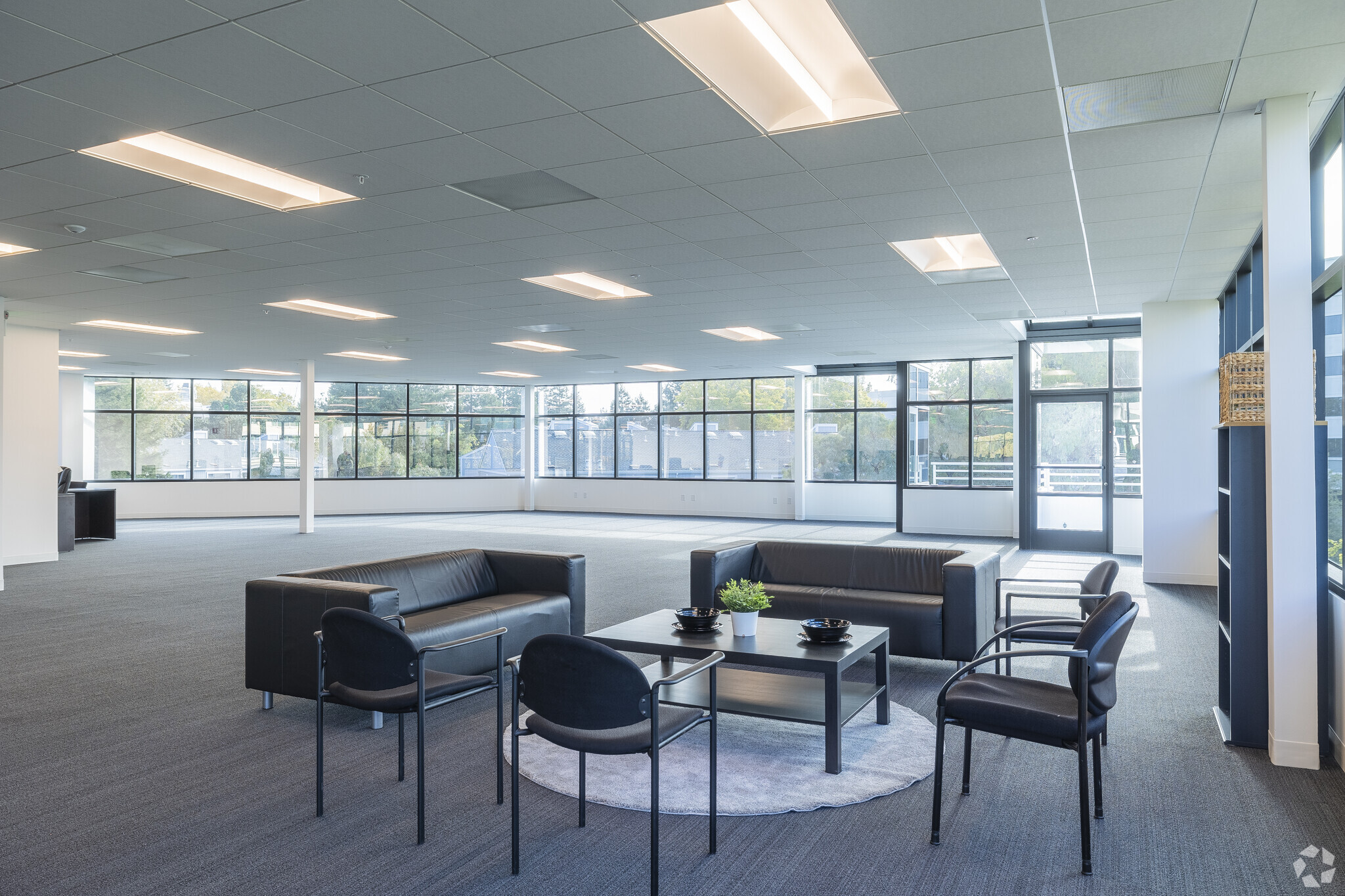 3100 Oak Rd, Walnut Creek, CA à louer Photo intérieure– Image 1 sur 21