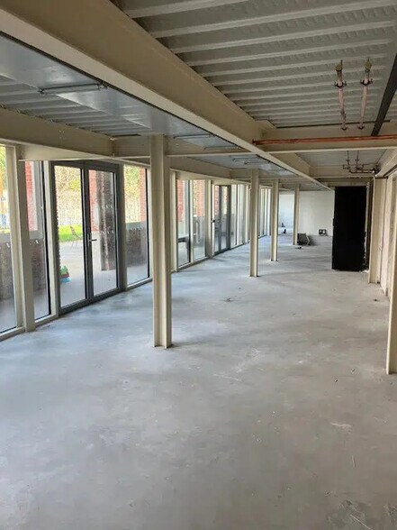62 Rue Denis Papin, Pantin à louer - Photo de l’immeuble – Image 3 sur 6