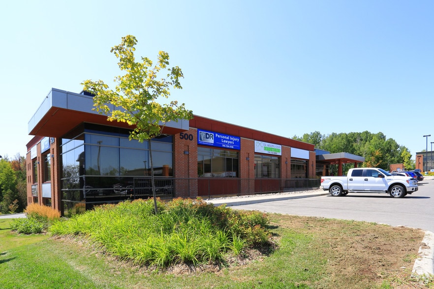500 Huronia Rd, Barrie, ON à louer - Photo de l’immeuble – Image 2 sur 4