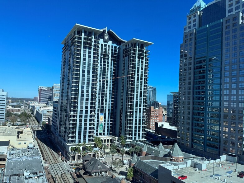 54 W Church St, Orlando, FL à louer - Photo de l’immeuble – Image 2 sur 4