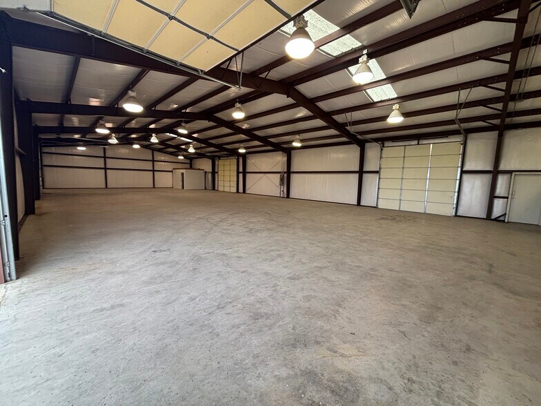 1685 Melton Rd, Sanger, TX à louer - Photo intérieure – Image 2 sur 9