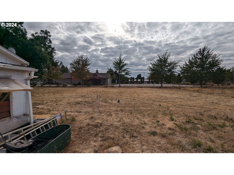 819 W Main St, Sheridan, OR à vendre - Photo de l’immeuble – Image 3 sur 20