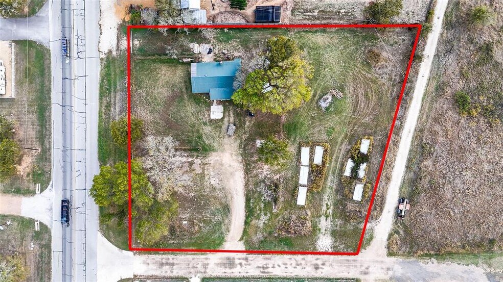 655 NW Loop 230, Smithville, TX à vendre - Photo de l’immeuble – Image 3 sur 13