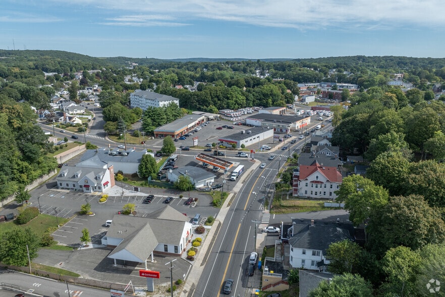 105 Meriden Rd, Waterbury, CT à vendre - Aérien – Image 3 sur 5