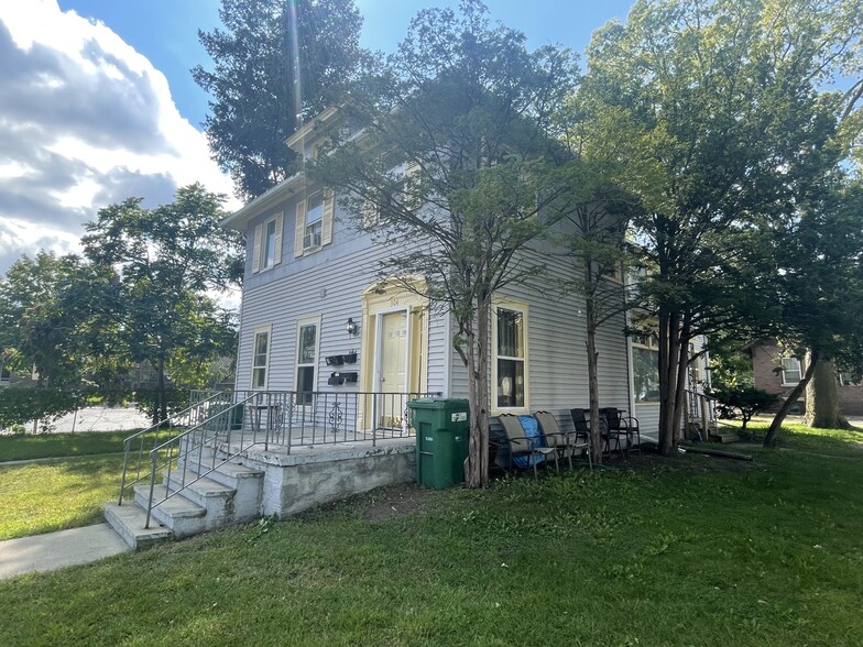 304 S Main St, Mount Pleasant, MI à vendre - Photo principale – Image 1 sur 3