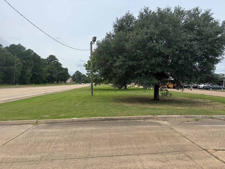 3000 Dr Martin Luther King Dr, Shreveport, LA à vendre - Photo de l’immeuble – Image 3 sur 4