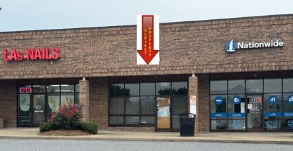 901 Smokey Park Hwy, Candler, NC à louer Photo intérieure– Image 1 sur 3