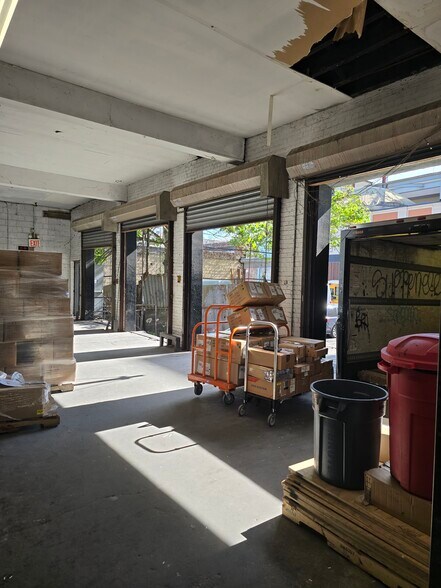 544-560 Park Ave, Brooklyn, NY à louer - Photo de l’immeuble – Image 2 sur 13
