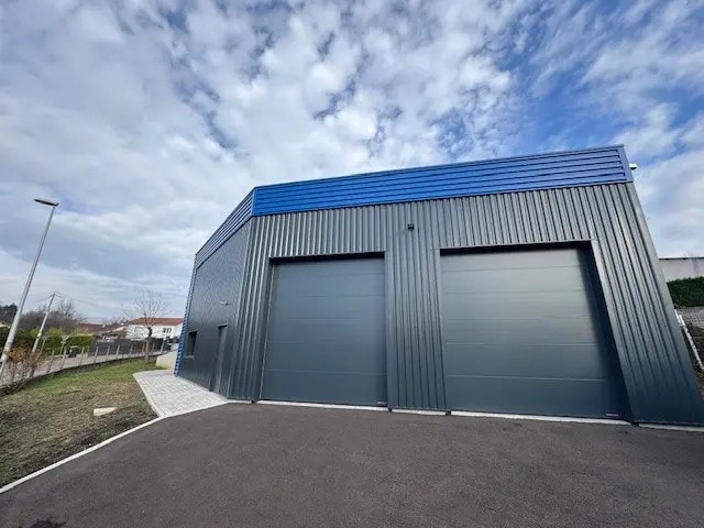 Plus de détails pour Industriel/Logistique à louer