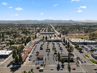 Plus de détails pour Highland Plaza – Local commercial à vendre, San Bernardino, CA