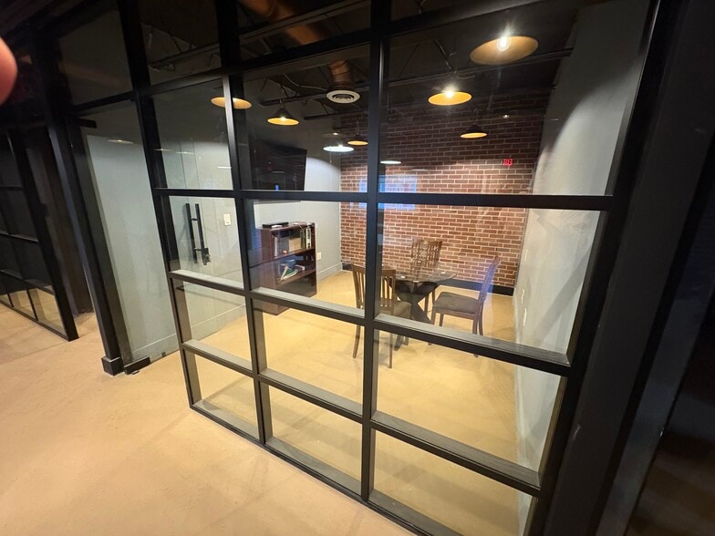 44 Bright St, Jersey City, NJ à louer - Photo intérieure – Image 3 sur 10