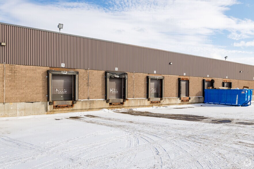 10050 Ch De La Côte-De-Liesse, Montréal, QC à louer - Photo de l’immeuble – Image 2 sur 5