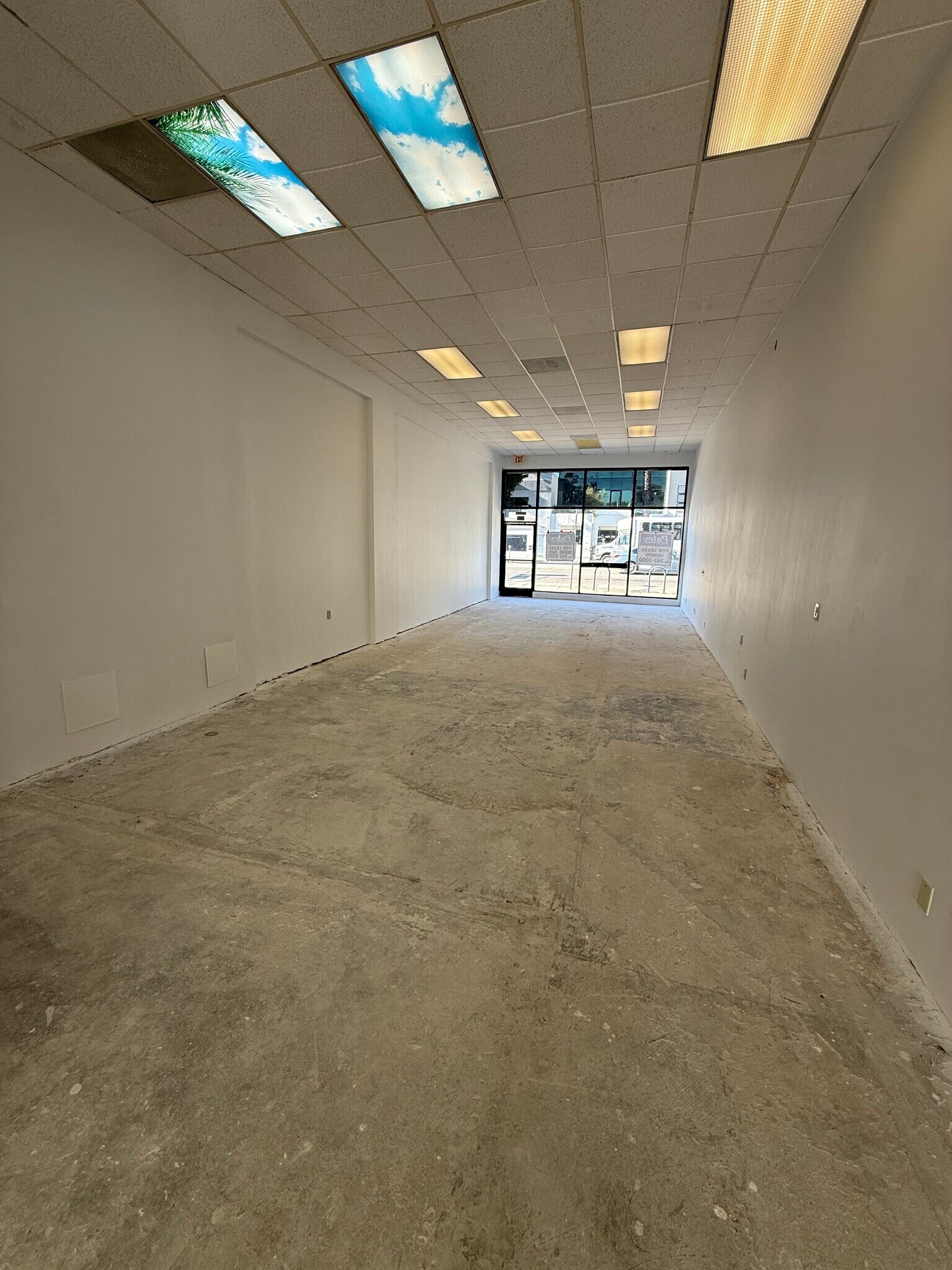 13401 Ventura Blvd, Sherman Oaks, CA à louer Photo intérieure– Image 1 sur 4