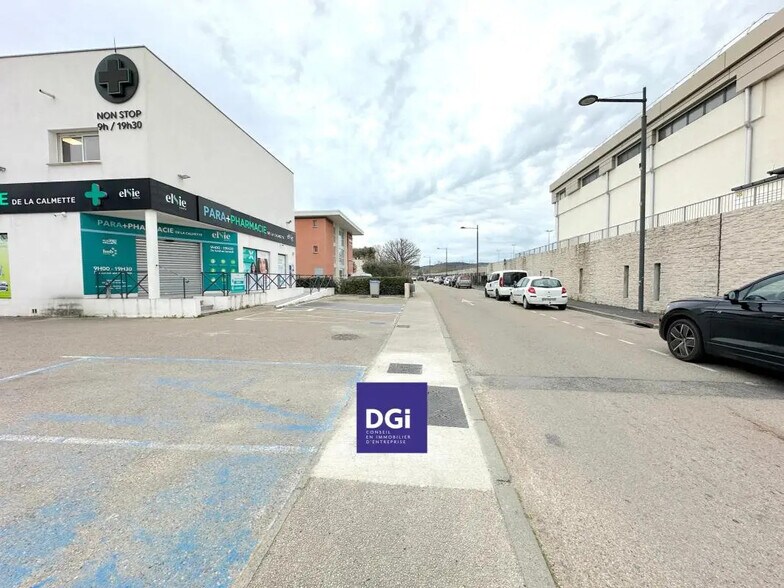 Local commercial dans La Calmette à louer - Photo de l’immeuble – Image 2 sur 5