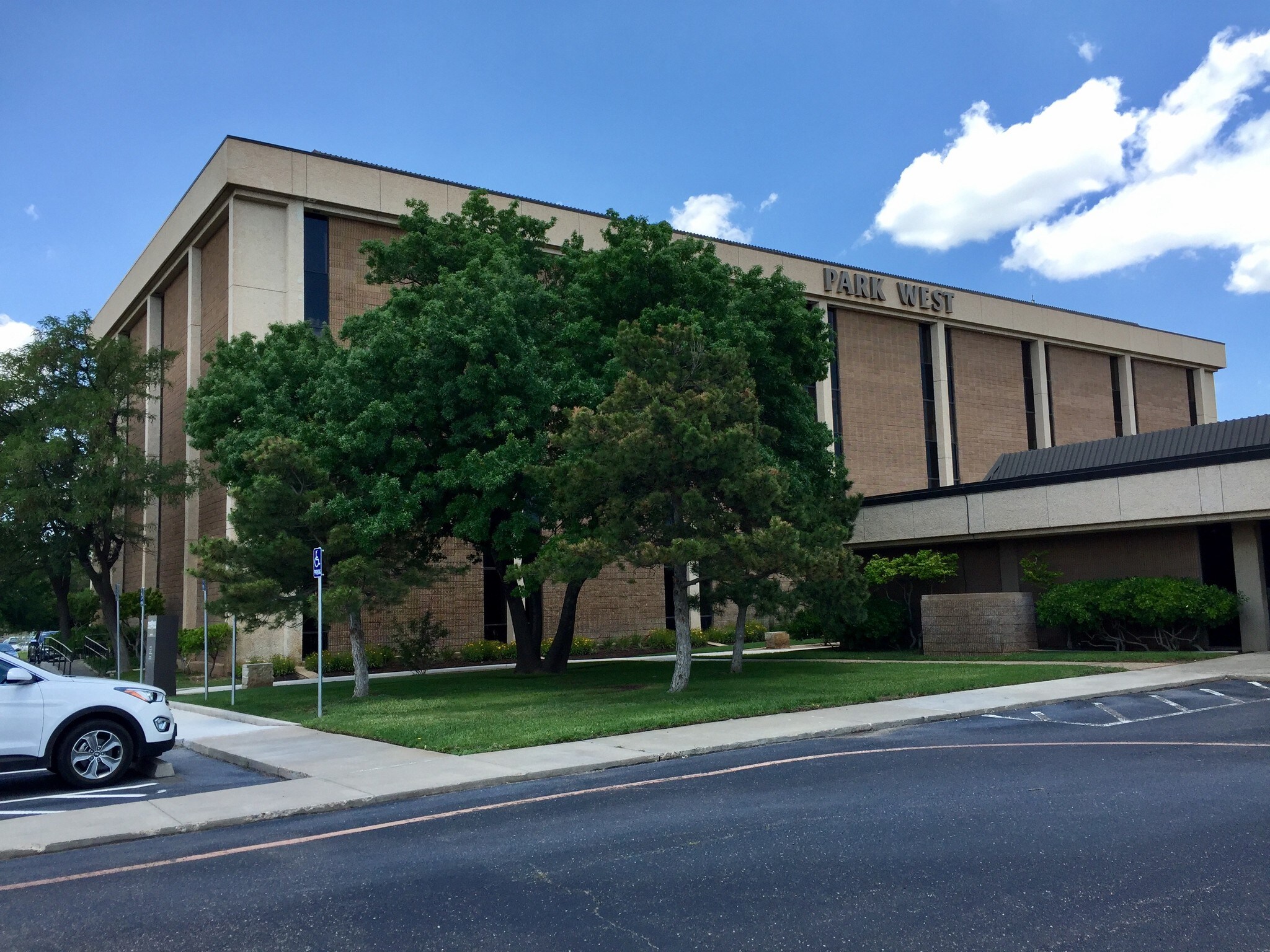 7120 W Interstate 40, Amarillo, TX à louer Photo principale– Image 1 sur 8