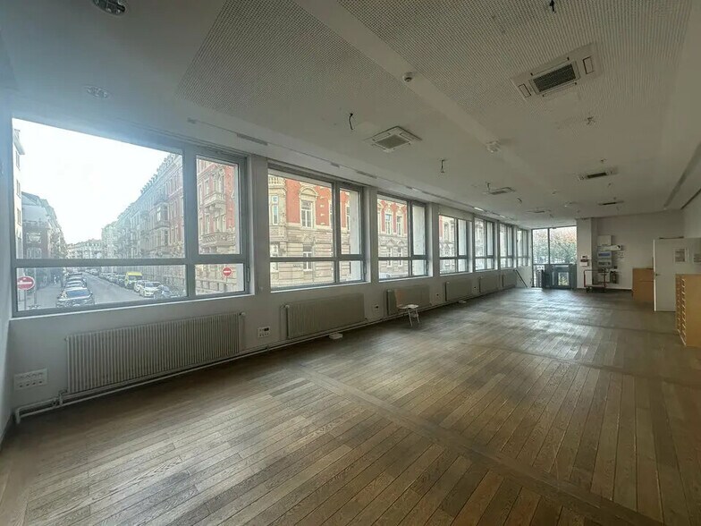 Bureau dans Strasbourg à louer - Photo de l’immeuble – Image 3 sur 4