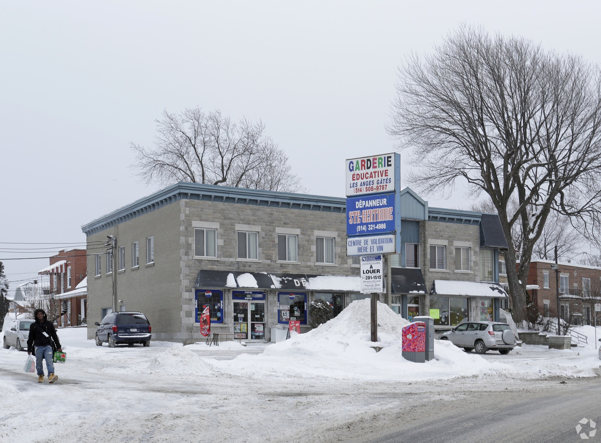 4690-4698 Boul Gouin E, Montréal, QC à vendre Photo principale– Image 1 sur 3