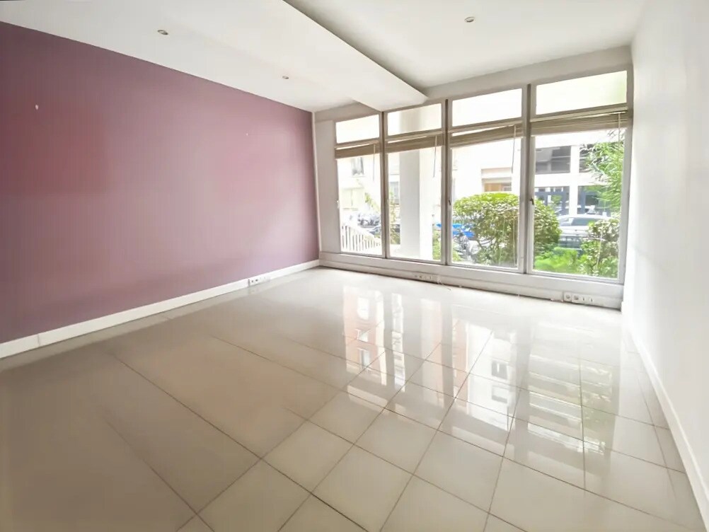 Bureau dans Paris à louer Photo de l’immeuble– Image 1 sur 7