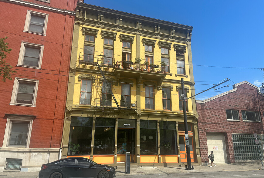 1222-1224 Race St, Cincinnati, OH à louer - Photo de l’immeuble – Image 2 sur 2
