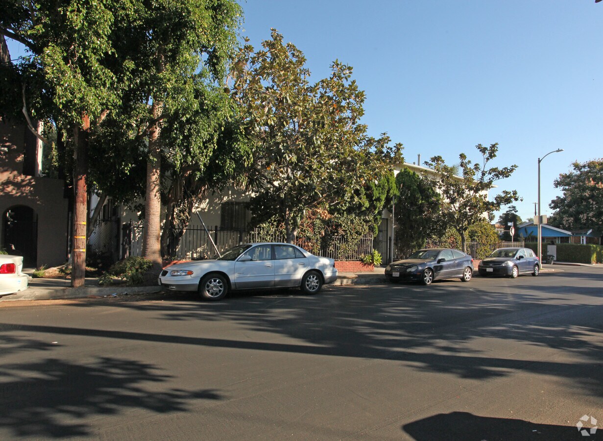 View Photo