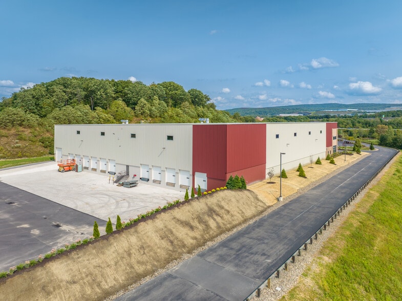 151-191 Enterprise Way, Pittston Township, PA à louer - Aérien – Image 2 sur 5