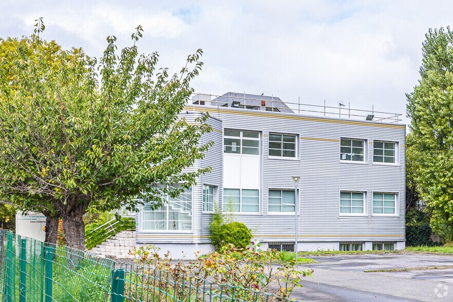 10-12 Rue Marcel Paul, Bezons à vendre - Photo de l’immeuble – Image 2 sur 2