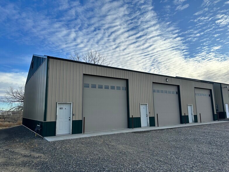 901 Man Cave St, Billings, MT à vendre - Photo de l’immeuble – Image 2 sur 9
