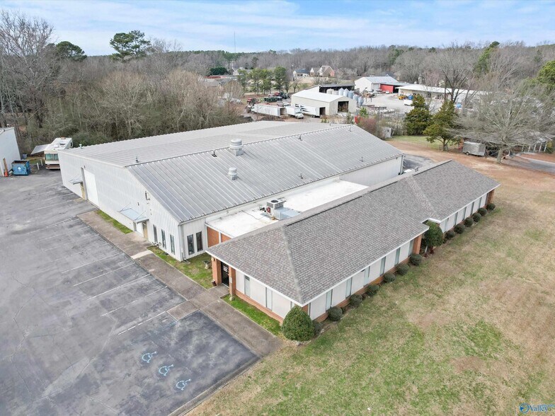 540 S Brindlee Mountain Pky, Arab, AL à vendre - Photo de l’immeuble – Image 2 sur 16