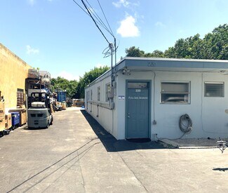 Plus de détails pour 220 SW 30th St, Fort Lauderdale, FL - Industriel/Logistique à louer