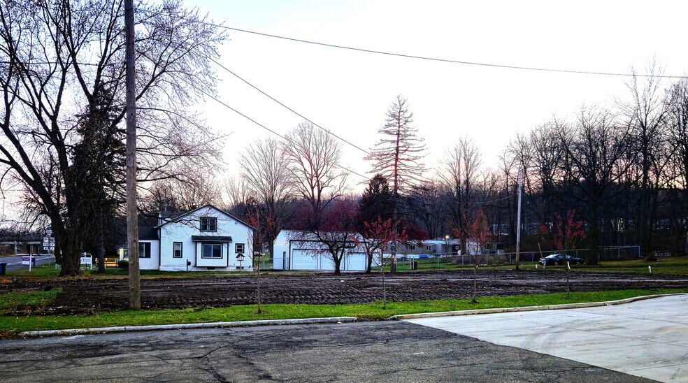 2603 Douglas Ave, Kalamazoo, MI à vendre - Photo de l’immeuble – Image 2 sur 7