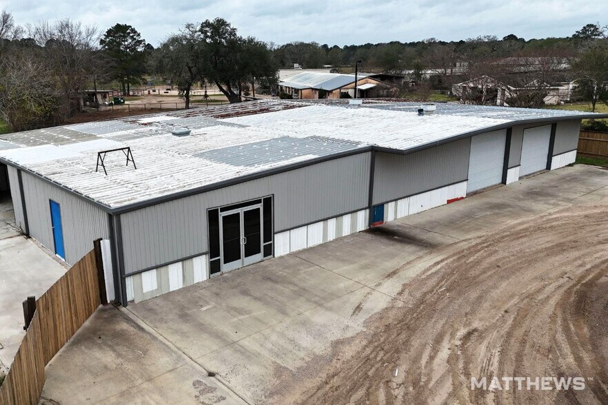 11838 FM 3083, Conroe, TX à vendre - Photo de l’immeuble – Image 2 sur 3