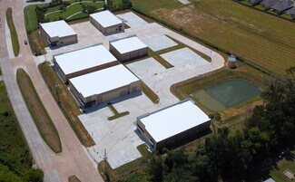 Plus de détails pour 11811 Champion Forest Dr, Houston, TX - Industriel/Logistique à louer
