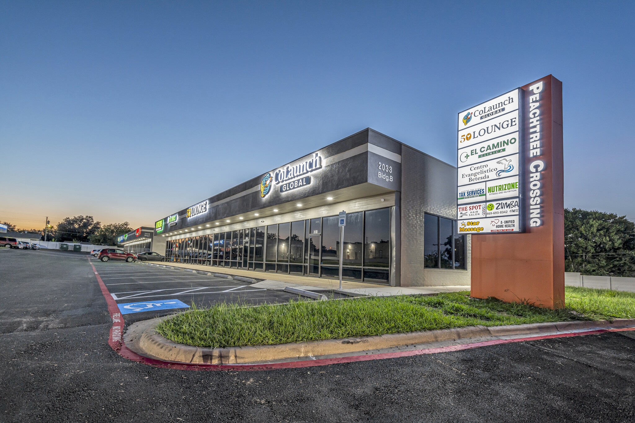 104 N Peachtree Rd, Mesquite, TX à vendre Photo de l’immeuble– Image 1 sur 8